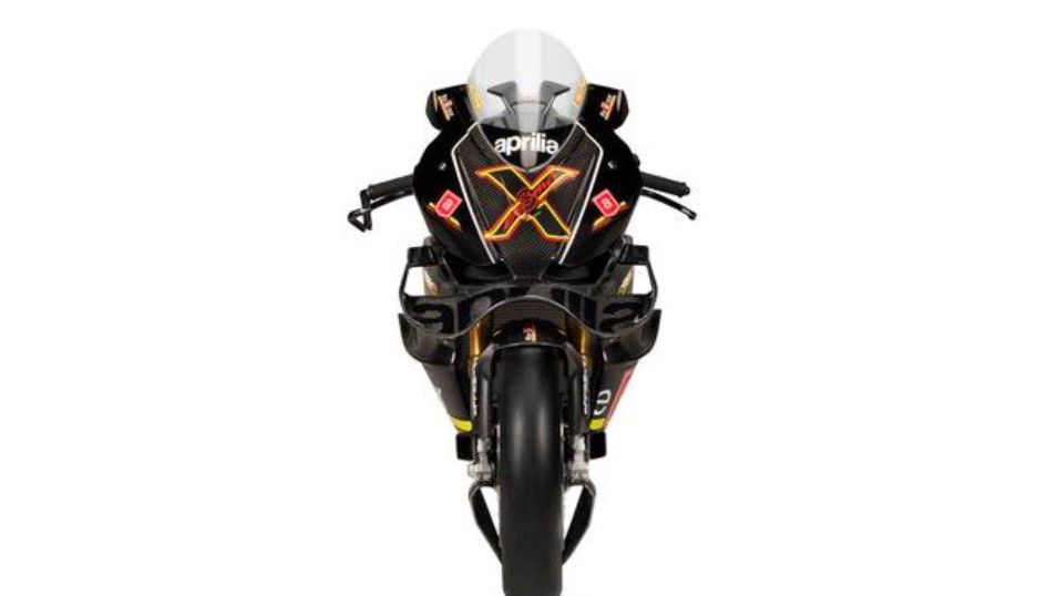 Aprilia RSV4 X ec3ma front